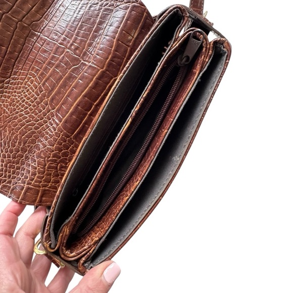 Vintage Cognac Croc Embossed Leather Crossbody Bag - Picture 11 of 13